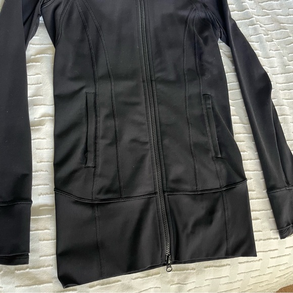 Lululemon Daily Practice Dress Hooded Jacket, Black, Size 4, EUC - Picture 3 of 11